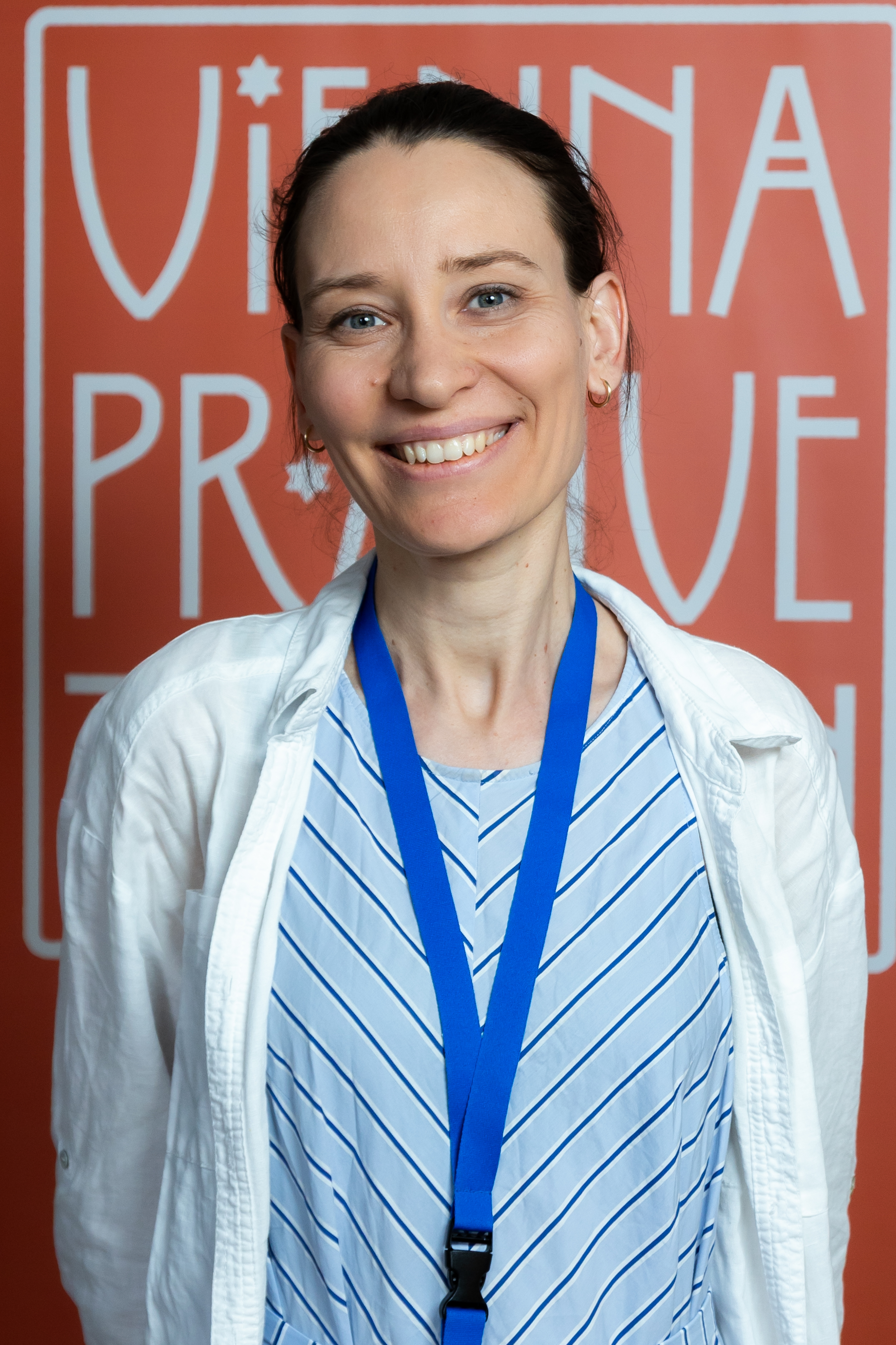 Dóra Kovács