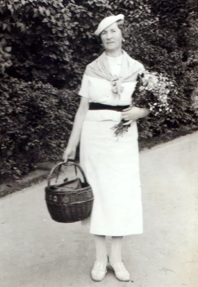 Anna Kaplan