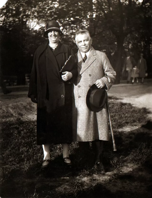 Ignac and Ilona Izsak