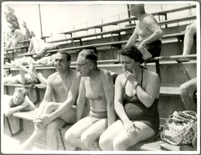 Haskó Györgyike szülei strandon