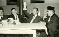 Ernst Landau bei der Eheberatung in Israel