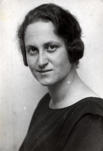 Dr. Philippine Fischer