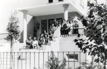 Gertrude Kritzer im Heim der 'Mizrachi', in Tel Aviv
