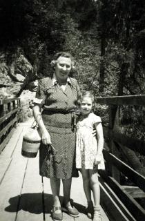 Janina Griff und Lotte Brüll in Innsbruck