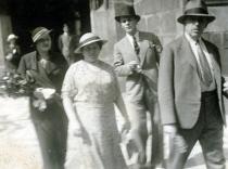 Jindrich Lions Eltern Arthur und Elisa Lion als Trauzeugen mit Freunden in Prag