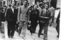 Buby Schieber mit Studenten in Bukarest