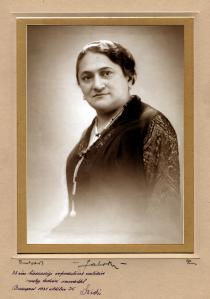 Szidonia Erdos