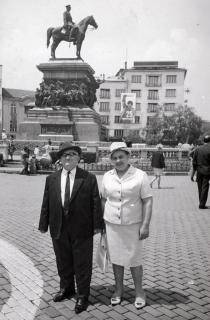 Bina Dekalo with her husband Mois Dekalo