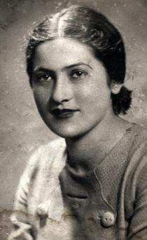 Ester Josifova