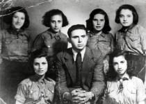 Members of the Hashomer Hatzair Jewish youth organization