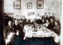 Belina and Haim Navon and their family