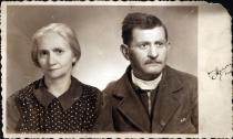 Mazal Asael's aunt Bucha Pili and uncle Naftali Pili
