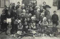Adela Hinkova on a labor day in the Jewish school in Vidin