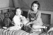 Michal Maud Beer and her sister Karmela Ben Dom