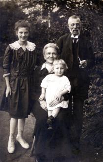 The Fried family