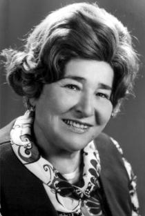 Jozsef Faludi's cousin Amal Mahr