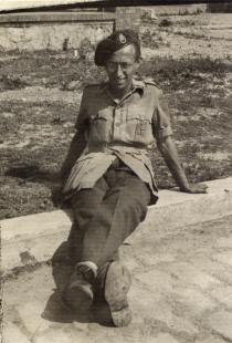 Mario Modiano in the army