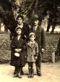 Fania Brantsovskaya and her family