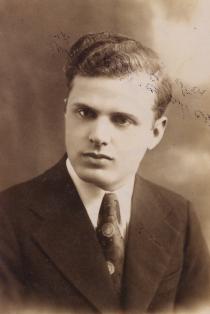 Dovid Genis