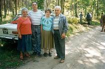 Itsik and Libe Margolis and friends in Ludza