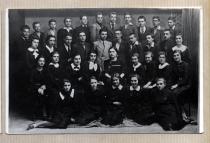 Roza Kamhi's class picture from the commercial academy in Bitola