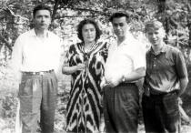 Ivan Barbul with postgraduates of the Academy of Pedagogical Sciences