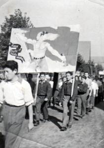 7th November procession