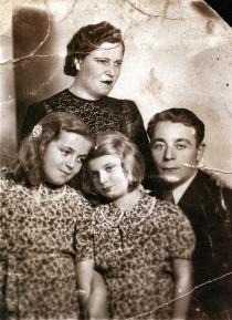 Sara Hudi Seiler with her family