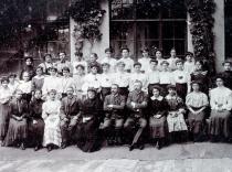 Ilona Mestitz with her high school mates