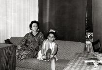 Eva Ryzhevskaya with her daughter Olga Romanova