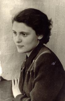 Sima Shvarts' daughter Mira Veksler
