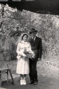 Alica Gazikova and Albert Gazik under the chuppah
