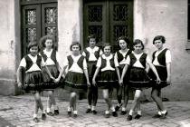 Marta Jakobovicová  és osztálytársnõi fellépése