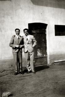 Teodor Pasternak with a friend