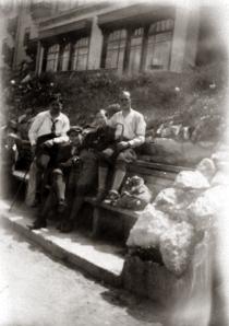 Teodor  Pasternak and friends