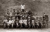 Teodor Pasternak and Maccabi members