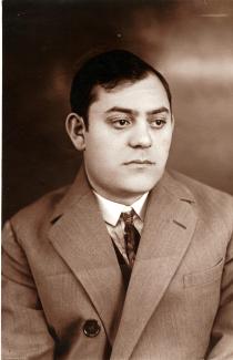 Avram Kalef's last photograph
