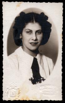 Graduation photo of Ilona Seifert