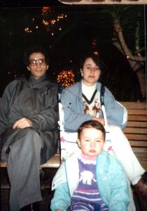 Iziaslav Abidor with his family