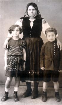 Tilda Galpert with her brother and housemaid