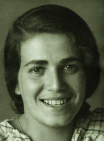 Luise Papo