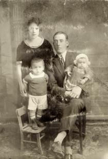Raina Blumenfeld's family