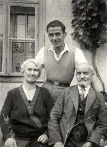 Grandfather Shabat with his wife and son