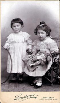 Erzsebet and Margit Illes