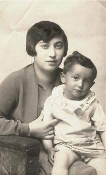 Anna Schwelbova with her son Zdenek