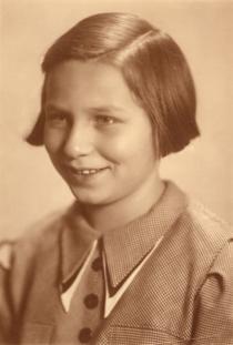 Dagmar Deimlova before her departure for England