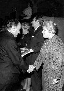 Marietta Smolkova receiving a state award