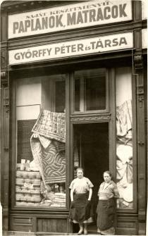 Hermina Gyorffy and her sister Roza Weisz