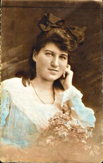 Klari Weiner