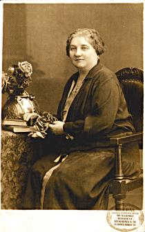 Eva Hahn